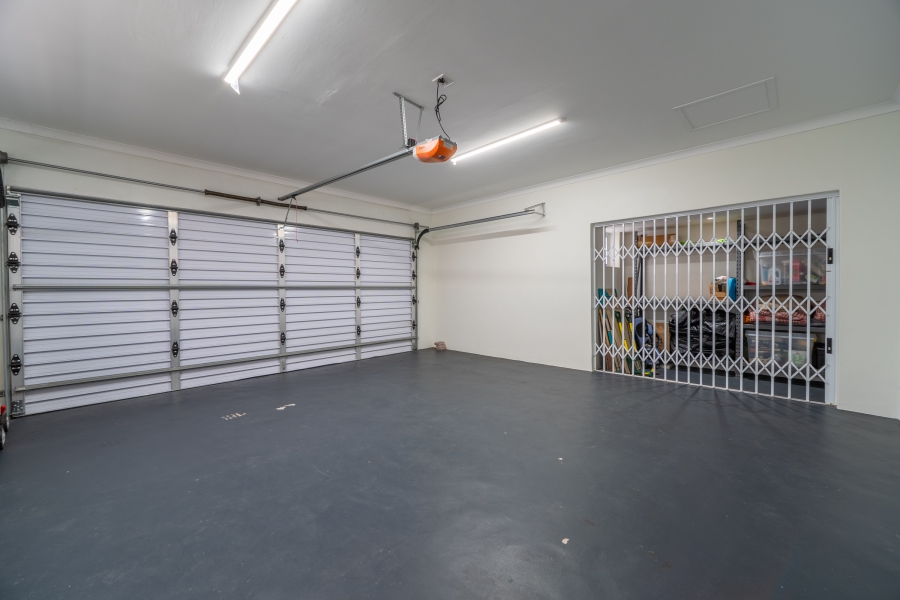 5 Bedroom Property for Sale in St Francis Links Eastern Cape